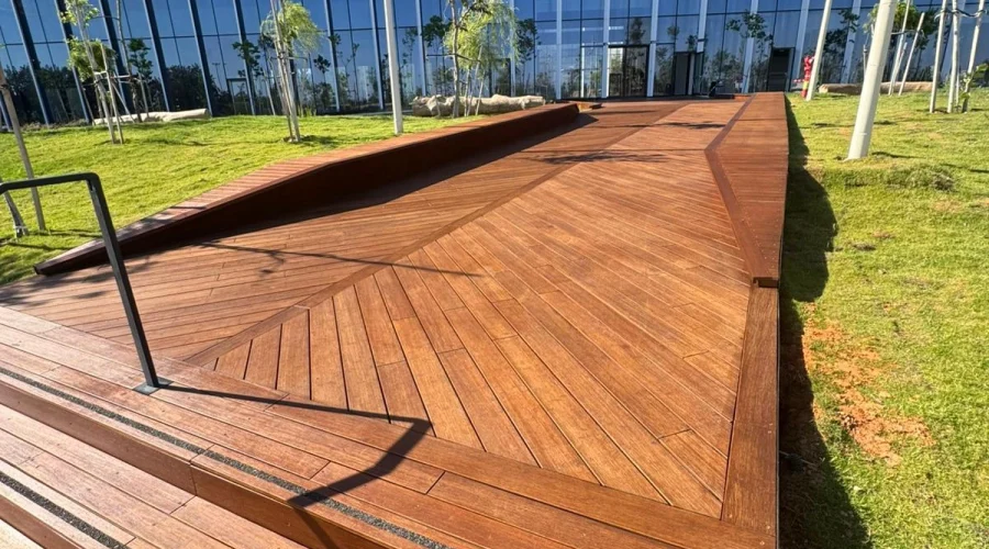 deck_building